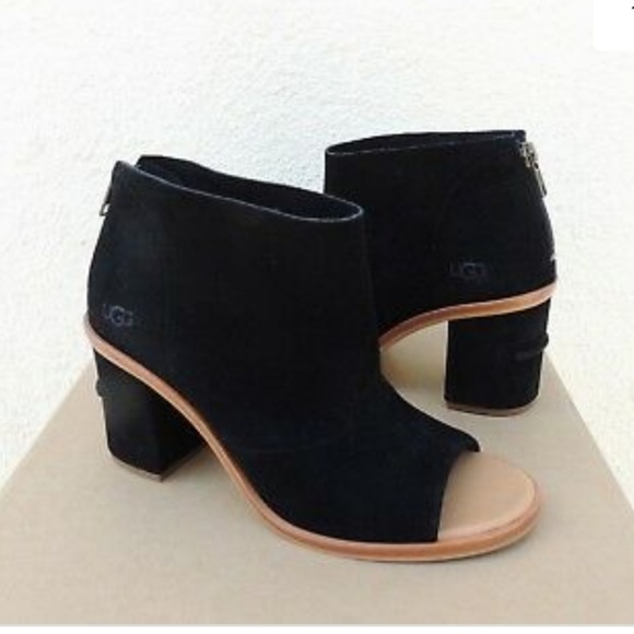UGG Shoes - SALE Ugg Ginger Black Suede Peeptoe Bootie